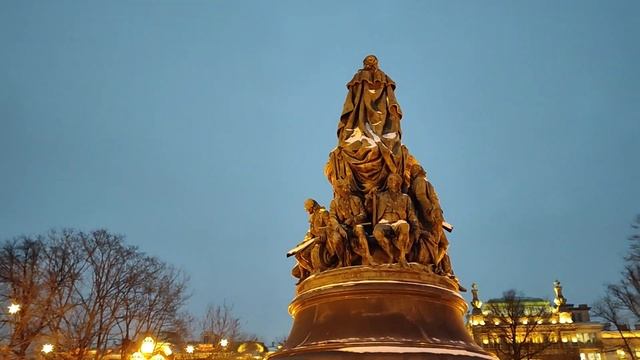 Екатерининский сад во всей красе! смотреть онлайн