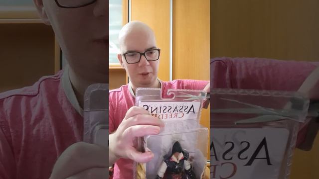 Обзор на фигурку Эцио Аудиторе из Assasin's Cread 2 смотреть онлайн