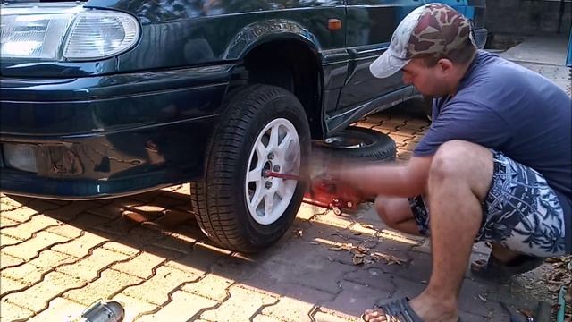 Ваз 2115 цвет "цунами" замена колодок. смотреть онлайн