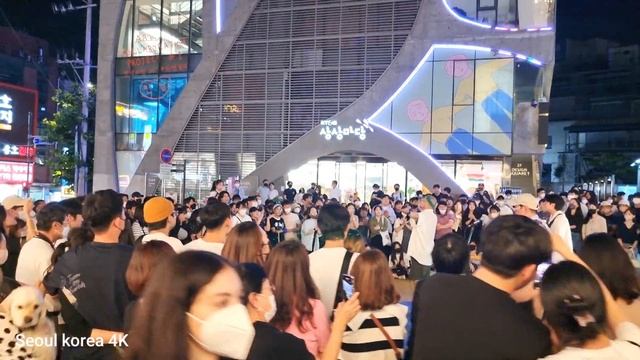 [4K] Hongdae Seoul Night Walk-Hongdae Street A Lot Of Nightlife Kinds Of Fashion On The Week
