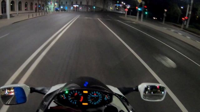 Ночные разговоры о Suzuki gsx 1300 r hayabusa смотреть онлайн