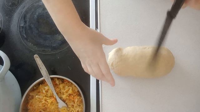 Пирожки трубочки с капустой.Постные. смотреть онлайн