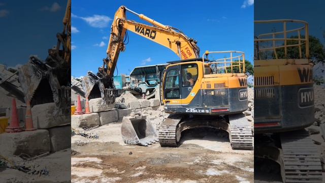 DigMax double ram grab bucket action. After 1 day trial, 3 more ordered by Ward Demolition ??. смотреть онлайн