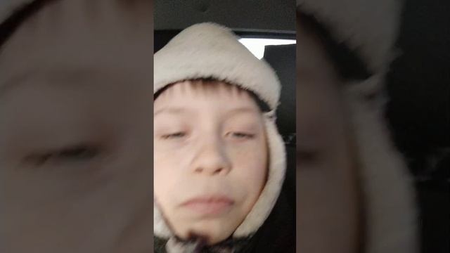 хаваю шоколадного деда мороза в машине еду из Селидово смотреть онлайн