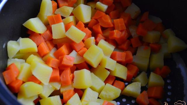 Кухня Мамашки
