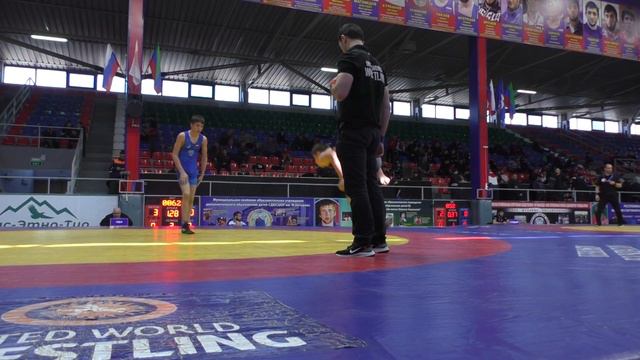 Арадахов Магомед (Дагестан) - Картоев Рашид (Ингушетия)