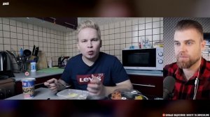 Считаем КАЛОРИИ вместе с НИКИТОЙ Петряевым - весь ДЕНЬ ем КУХНЯ на районе