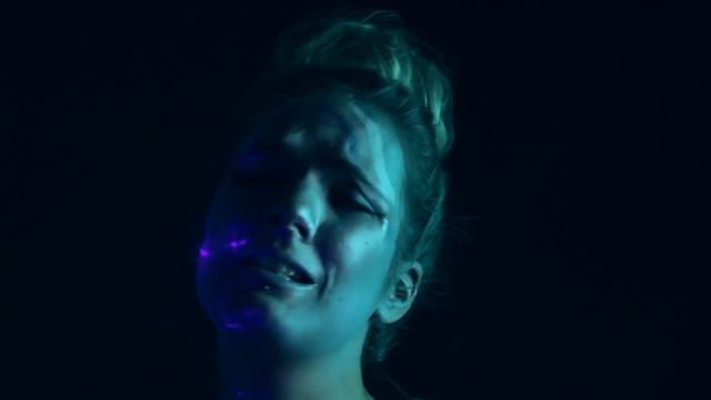 Grainne - Love Doesn't Live With You (Official Music Video) смотреть онлайн