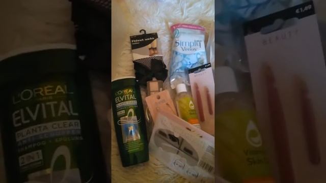 Распродажи 70% в Бельгии. смотреть онлайн