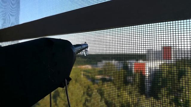 Как заделать дыры в москитной сетке смотреть онлайн