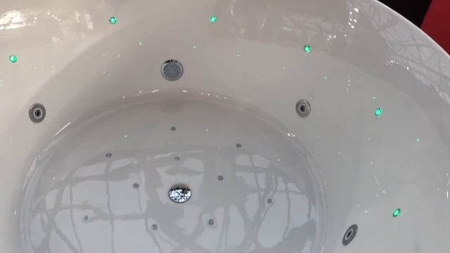 Гидромассажная ванна AX223С