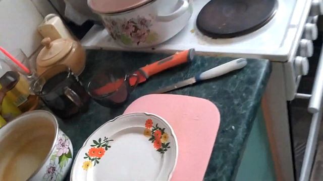 Меньше еды котам нельзя можно только больше смотреть онлайн