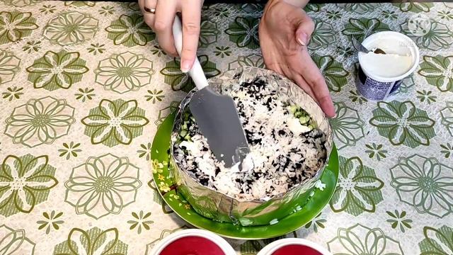 А вы уже пробовали этот салат? Салат "СУШИ" смотреть онлайн