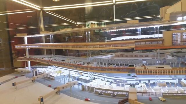 Aeropuerto Madrid, Barajas. смотреть онлайн