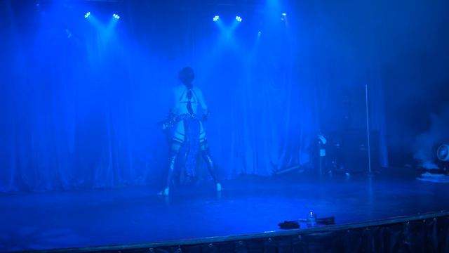 NATASHA RIOT as Kitana (Mortal Kombat) at METALESQUE FEST 2019 смотреть онлайн