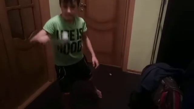 Настольный теннис. Упражнения для дома. Перекаты. Обучение самому. Домашнее задание. Перекатывание. смотреть онлайн