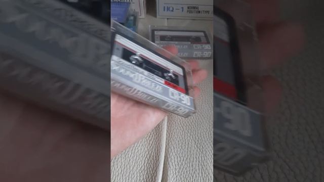 Кассеты SOUND BREEZE CR-90, LH-90, SNC HQ-1 C90. смотреть онлайн