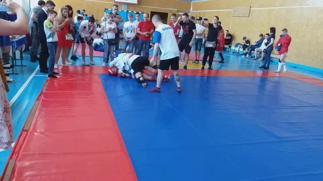 Шугайло Никита-Лушпаев Денис чемпионат Днепра по Боевому самбо