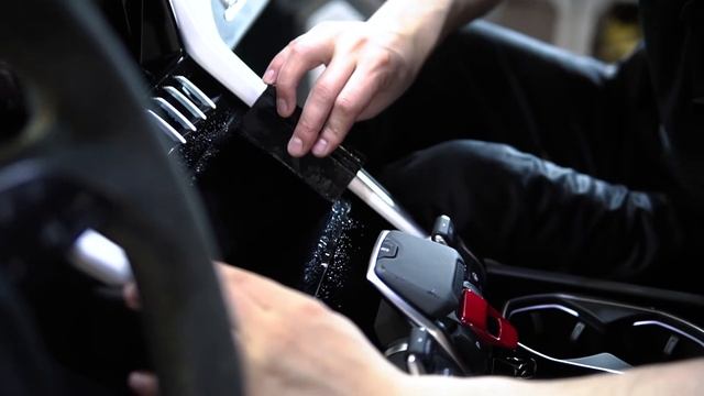 Детейлинг и оклейка Lamborghini Urus смотреть онлайн