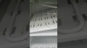 Холодильник Атлант.Засор капиллярной трубки.