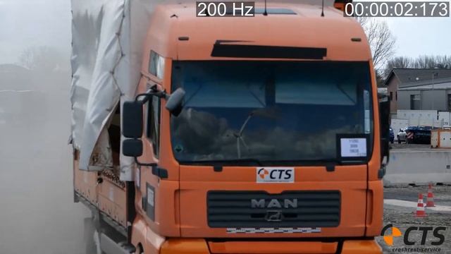 Crash test MAN TGA vs. Betonschutzwand DIN EN 1317-2, TB41 смотреть онлайн