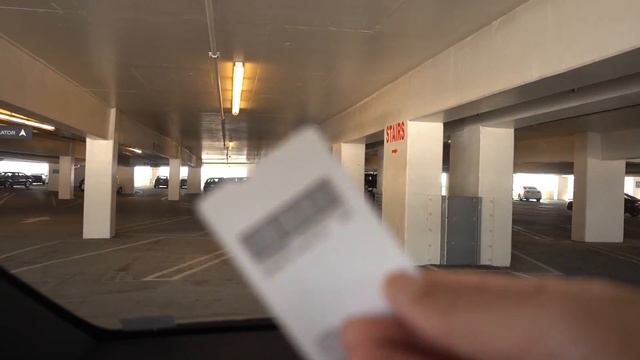 A Look At Tesla's New Urban Supercharger смотреть онлайн