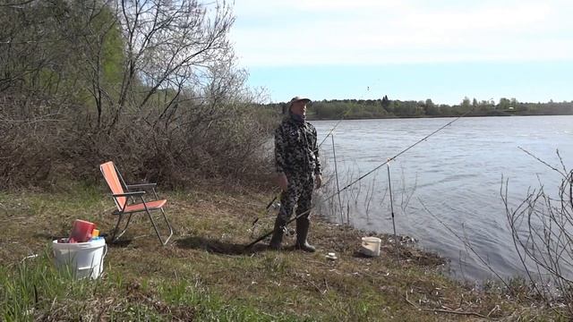 Неожиданный улов на донку. Кто бы мог подумать ,что клюнет такая рыба. смотреть онлайн