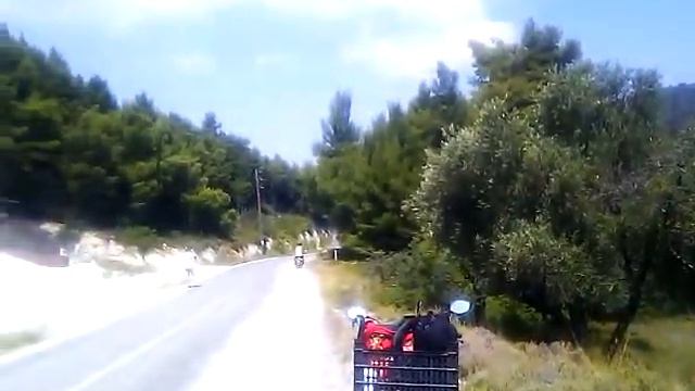 Resting at the countryroad in Skopelos, Greece смотреть онлайн