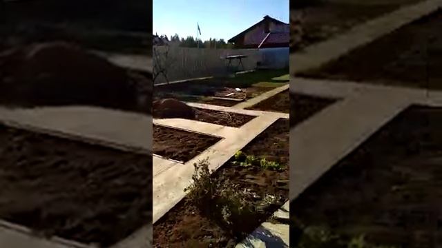 дом снаружи и участок Земляничная поляна 47 смотреть онлайн