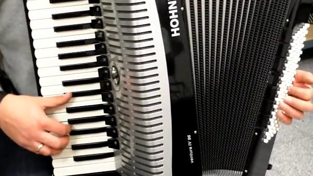 Akkordeon Hohner Ventura IV 96 neuwertig Video Klangprobe смотреть онлайн