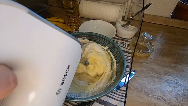 Бюджетная выпечка на скорую руку! Вкусные, простые, бюджетные пироги к чаю!!! смотреть онлайн