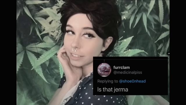 Reading Your Insane SIMP Comments смотреть онлайн