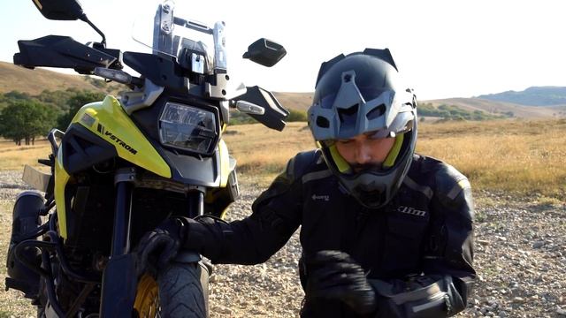 Suzuki V-Strom 1050. Test pe stradă și în off-road ușor смотреть онлайн