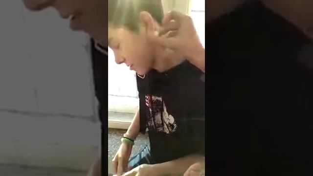 Ear piercing at the Institute смотреть онлайн