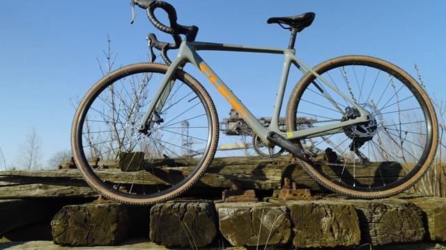 CUBE CROSS RACE C:62 PRO 2023 REVIEW | leichtes und pfeilschnelles Cyclocrossbike vorgestellt! смотреть онлайн