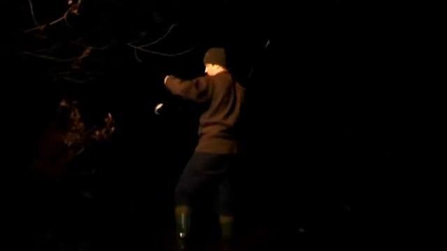 Осенняя ловля налима с берега смотреть онлайн