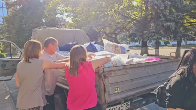 В Днепрорудном прошёл первый этап сбора помощи для Курской области. 15 августа 2024 года смотреть онлайн