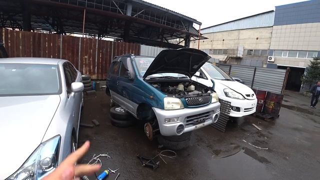 Daihatsu Terios Kid! Купили за 12 тыс. р. в Японии! Забираем конструктор из порта. Один рабочий ден смотреть онлайн