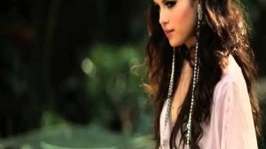 Брат увидел сестру в душе и неудержался