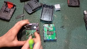 Восстанавливаю аккумуляторную батарею шуруповёрта ДИОЛД.