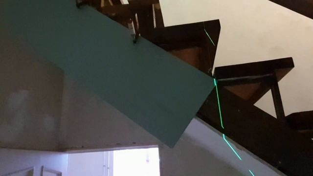 Косоур из гипсокартона. Лестница на металлокаркасе.