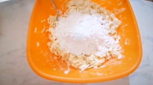 Сочная, нежная капустная запеканка на сковороде.