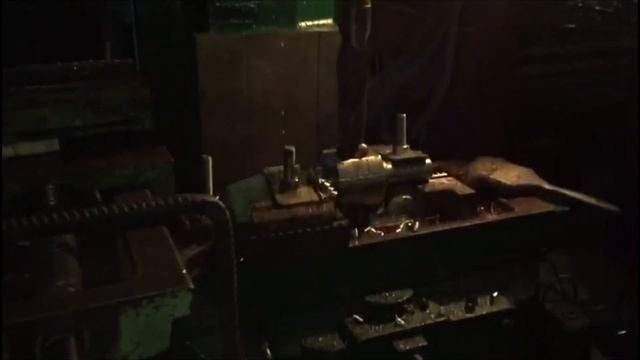 Расточка Оси Роликов Гранулятора На Фрезерном 6р11! Boring Axis Roller Granulator On Milling 6r11! смотреть онлайн