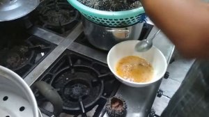 Как едят икру морских ежей. Секрет долголетия или вкуснотища по кхмерски!.