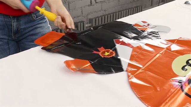 Воздушный шарик Медвежонок Выпускник – Надули и показываем смотреть онлайн