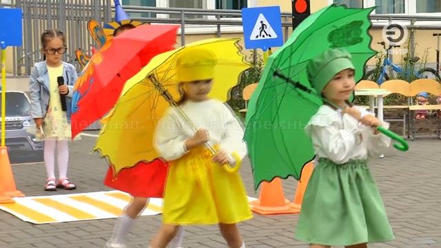 Получили подарки от сотрудников Госавтоинспекции. смотреть онлайн