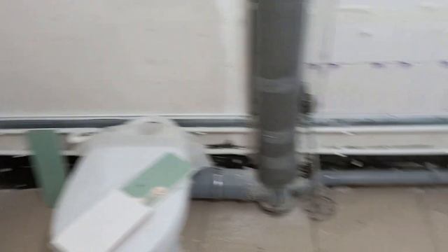 СКОЛЬКО СТОИТ ЗАКРЫТЬ ТРУБЫ КОРОБАМИ В ВАННОЙ КОМНАТЕ ? смотреть онлайн