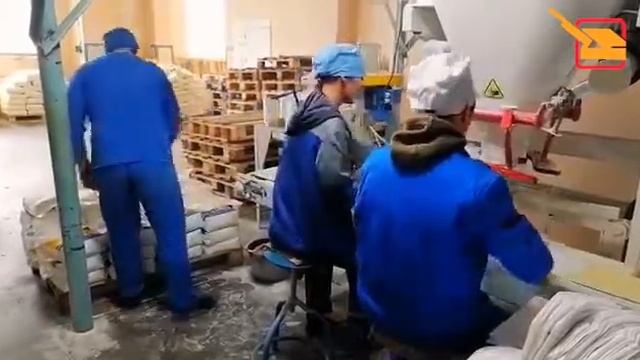Высокопроизводительная фасовка в сумки-мешки 10кг на Тихорецком КХП смотреть онлайн