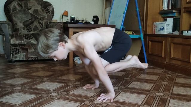 Крутые фишки пацанов. Учимся делать горизонт / Planche смотреть онлайн