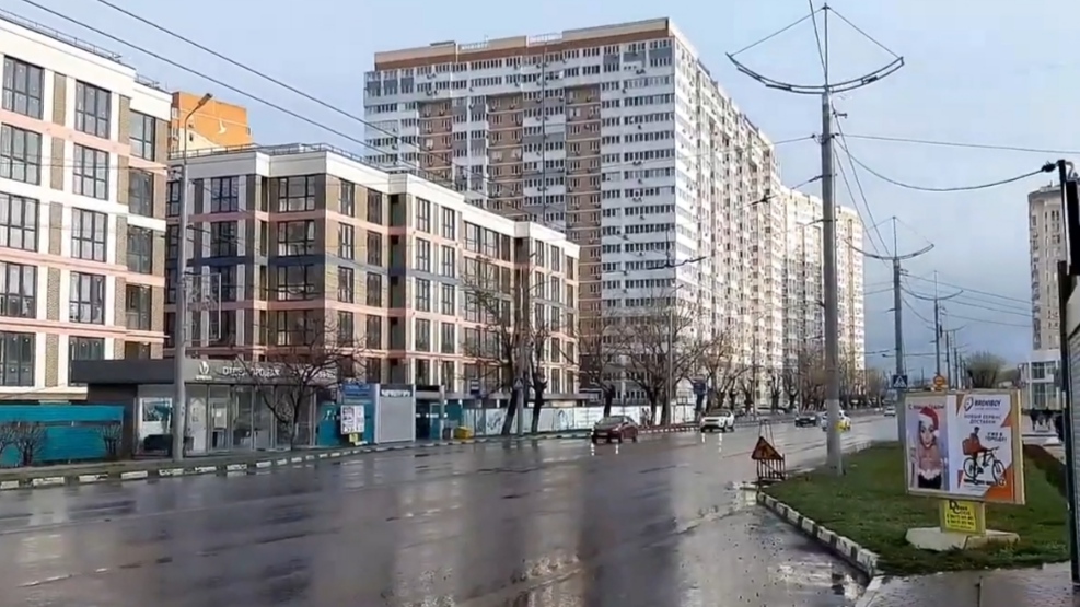 Новороссийск зимой . Вид из маршрутки . 02.01.22 г. смотреть онлайн